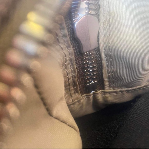 Carry on crossbody LV - Picture 8 of 10